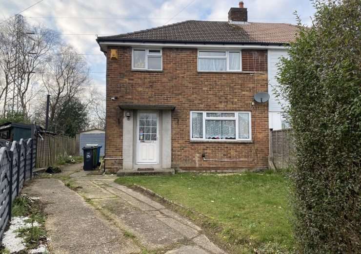In need of TLC this 3 bed semi has potential to be a fab home
